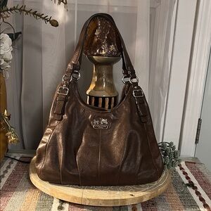 Coach leather purse ! Gorgeous!